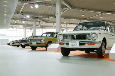 http://www.toyota.ru/Images/3_tcm305-1249303.jpg